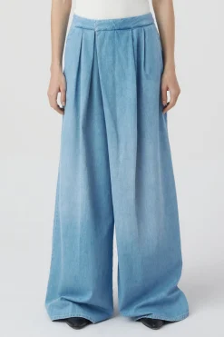 A Better Blue Zola