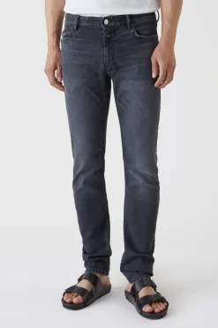 Unity Slim Jeans